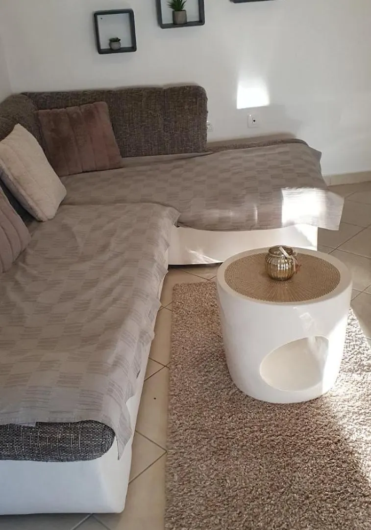 Apartment Murati Vicani