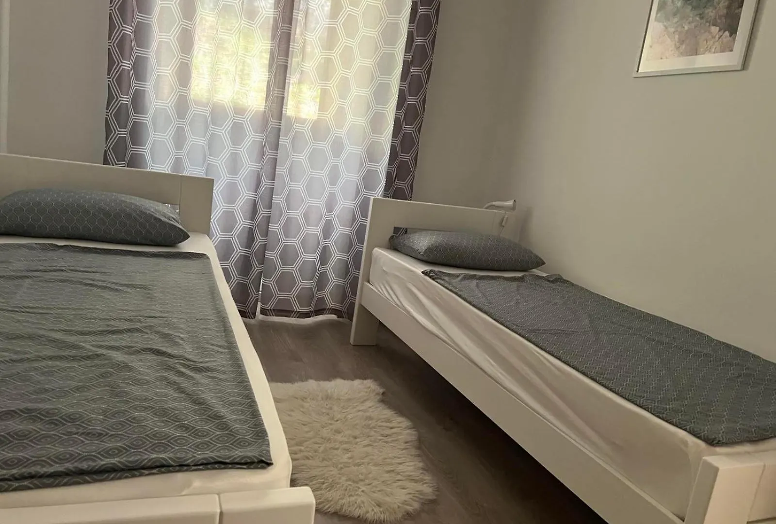 Apartment Murati contacts